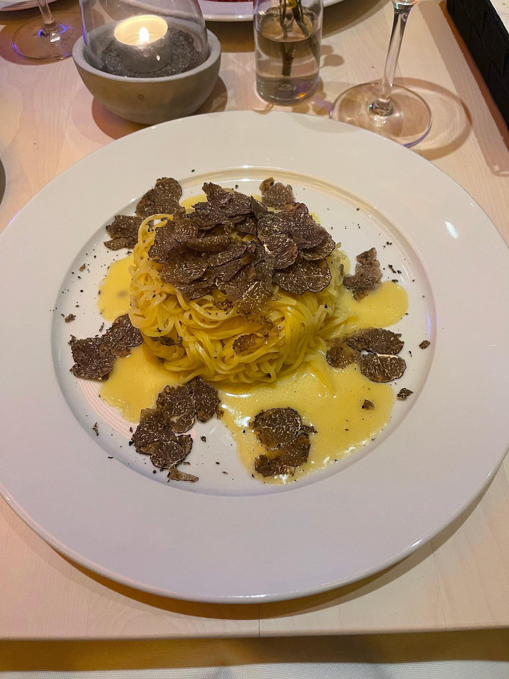 Dishes in the restaurant